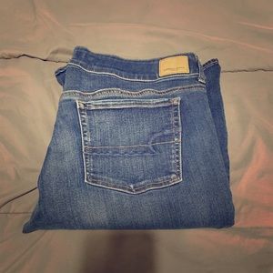 AMERICAN EAGLE WOMENS SIZE 18 SHORT ARTIST FLARE